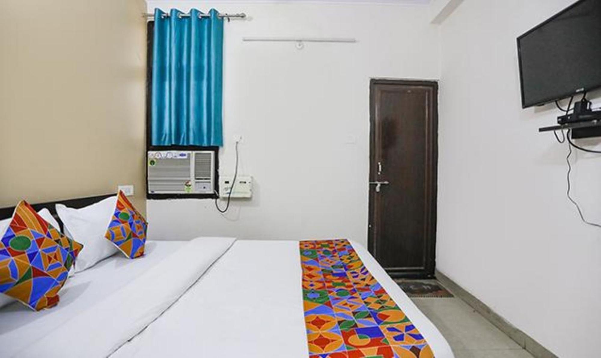 Fabhotel Lily Grand Kakarmatha Esterno foto