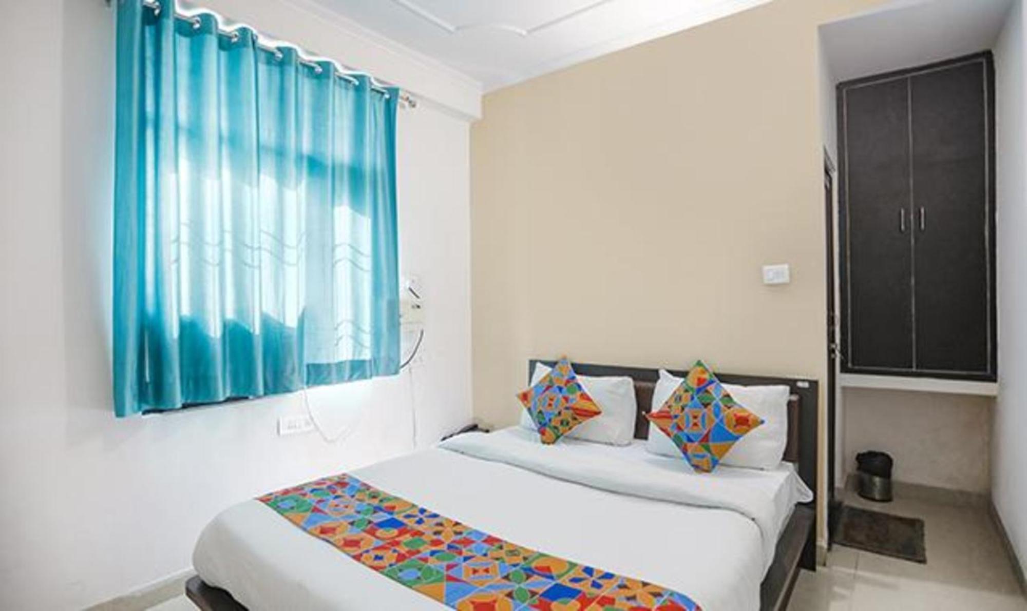 Fabhotel Lily Grand Kakarmatha Esterno foto